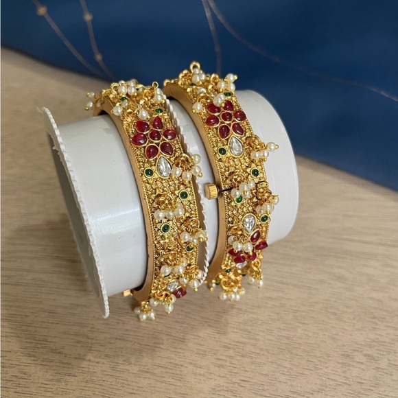 Golden Indian Bangles  - Picture 5 of 5